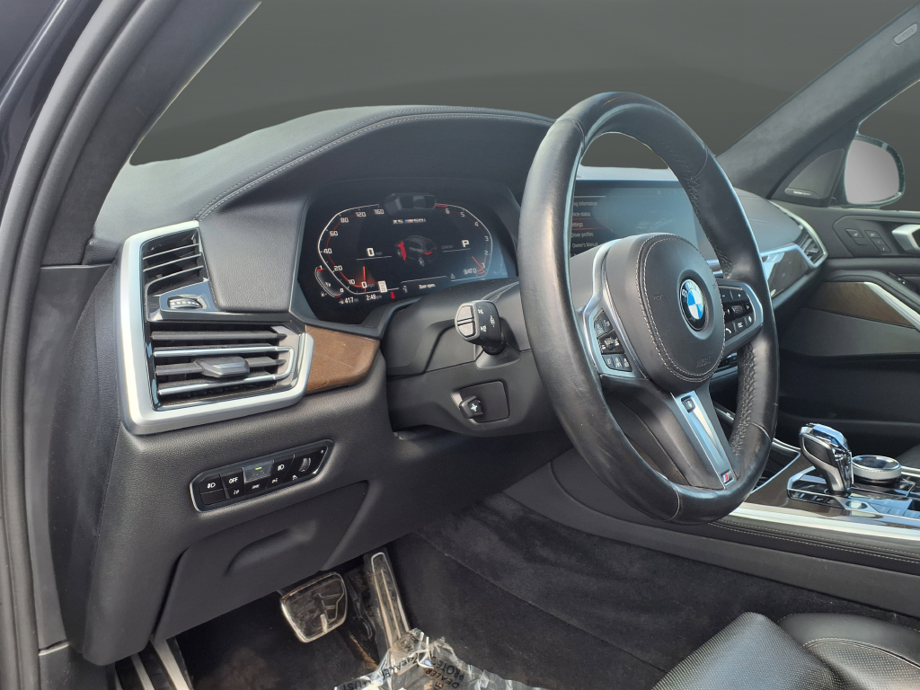 2021 BMW X5 M50i