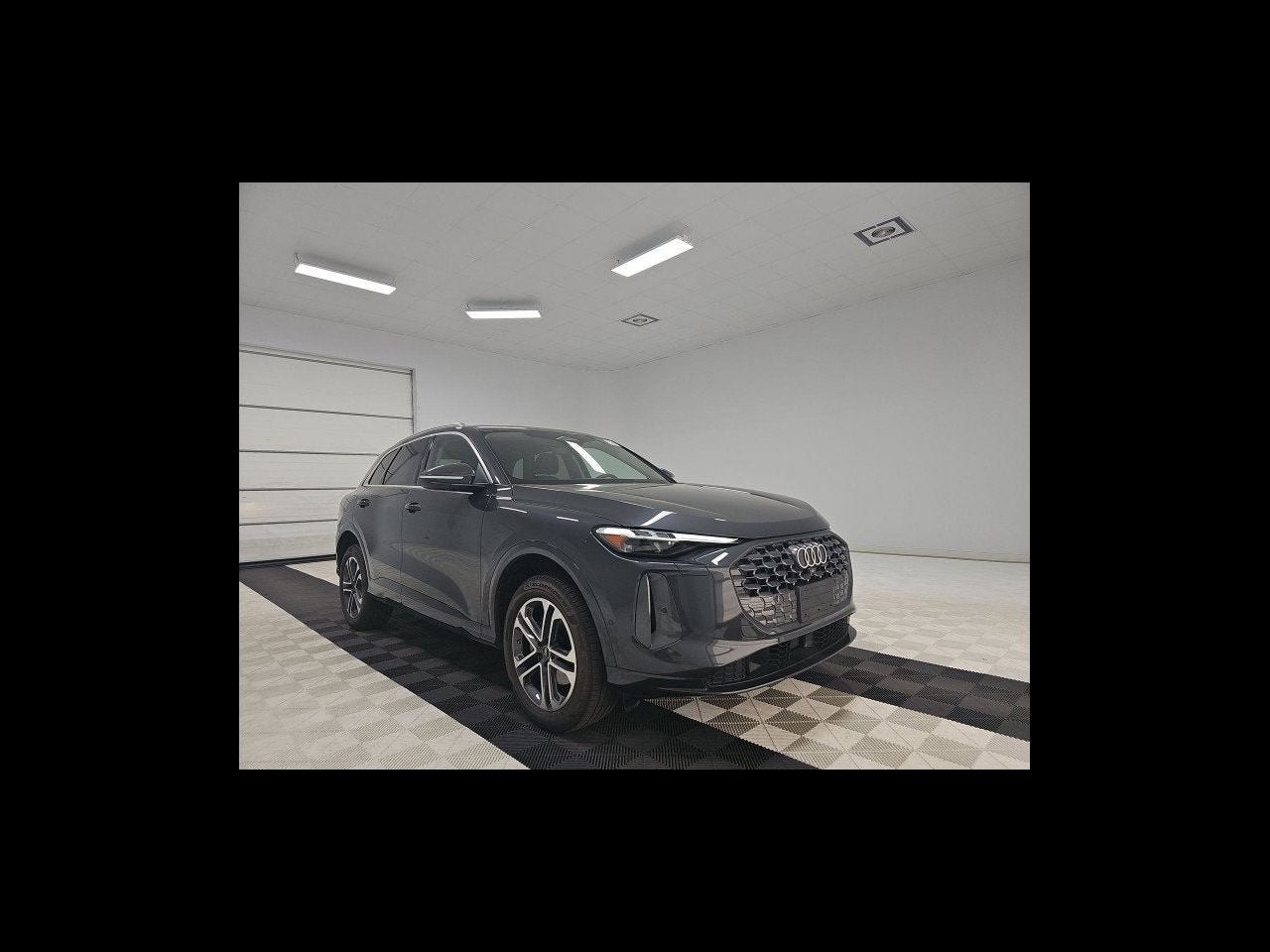 2025 Audi Q5 2.0T Premium Plus quattro