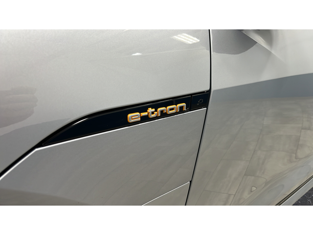 2022 Audi e-tron Sportback S line Prestige quattro