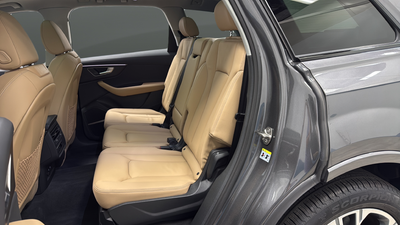 2025 Audi Q7 45 Premium quattro