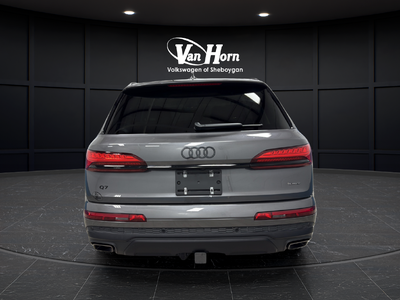 2025 Audi Q7 45 Premium quattro
