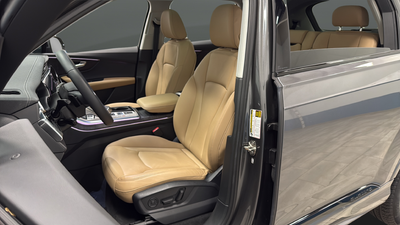 2025 Audi Q7 45 Premium quattro