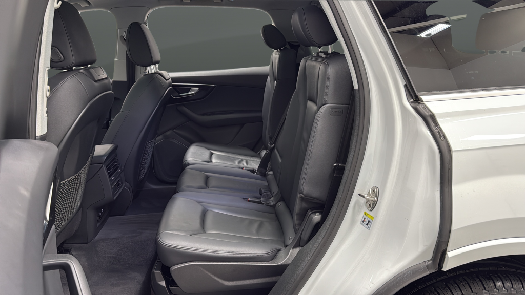 2023 Audi Q7 45 Premium quattro
