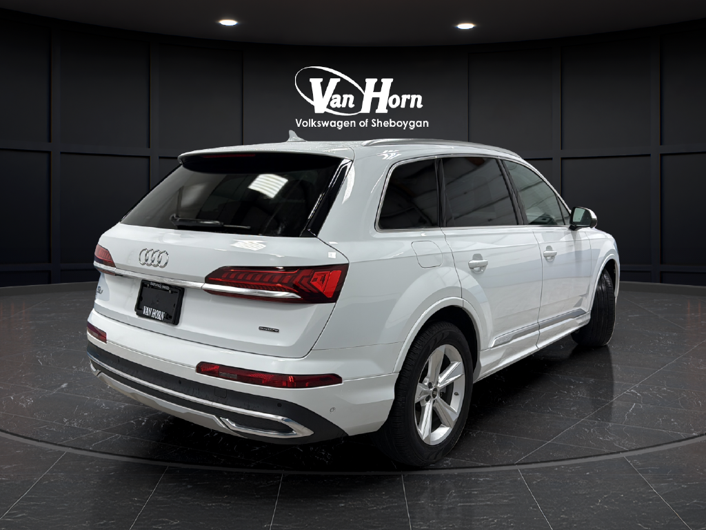 2023 Audi Q7 45 Premium quattro