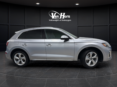2024 Audi Q5 45 S line Premium quattro
