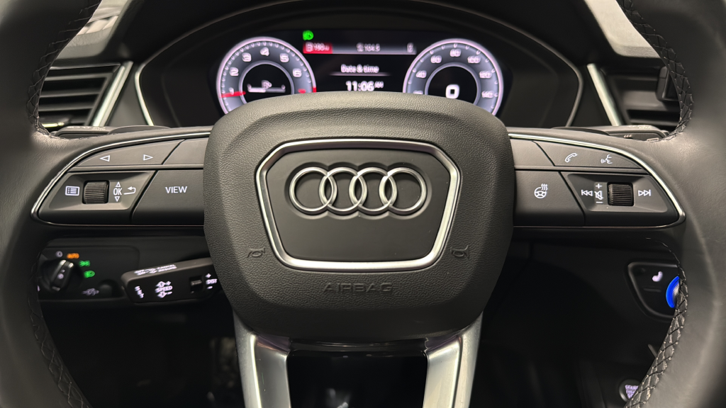 2024 Audi Q5 45 S line Premium quattro