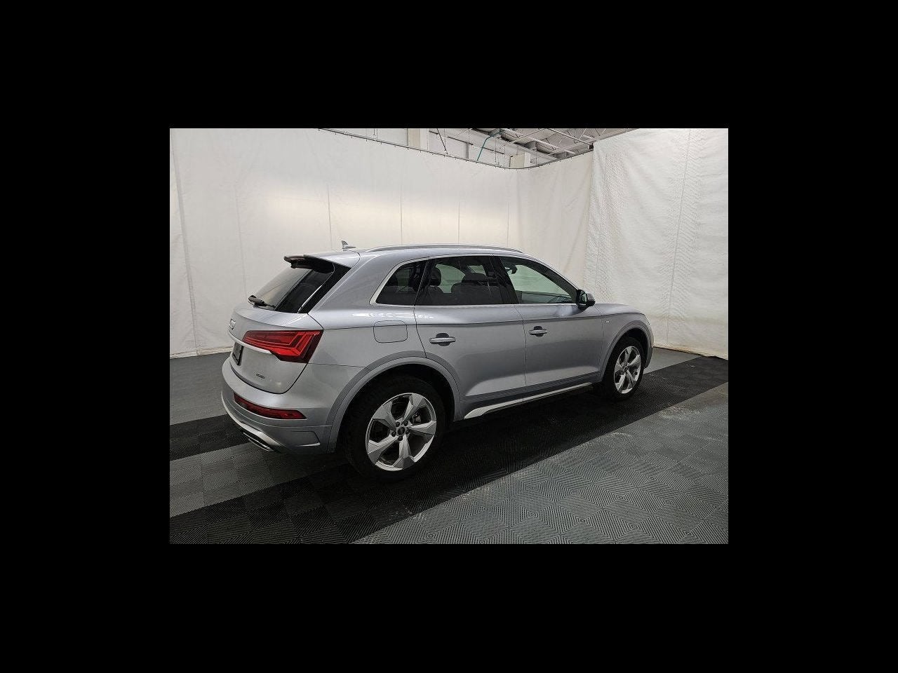 2024 Audi Q5 45 S line Premium quattro