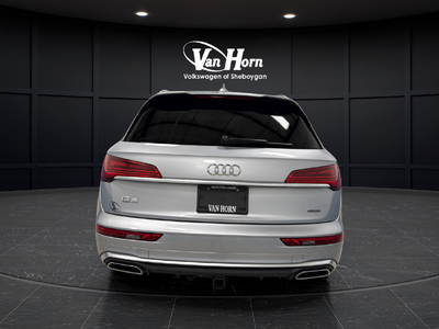 2024 Audi Q5 45 S line Premium quattro