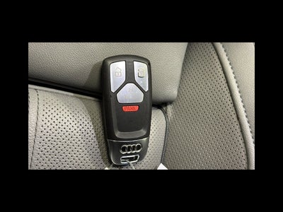 2023 Audi Q5 45 S line Premium quattro