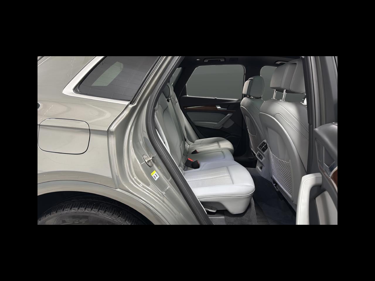 2023 Audi Q5 45 S line Premium quattro