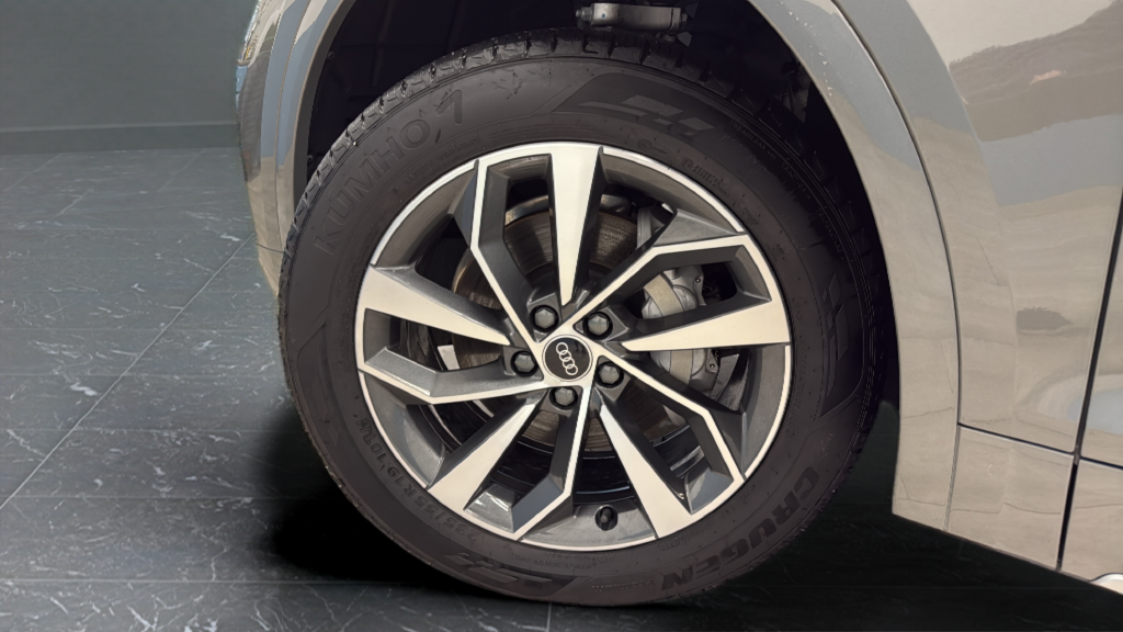 2023 Audi Q5 45 S line Premium quattro
