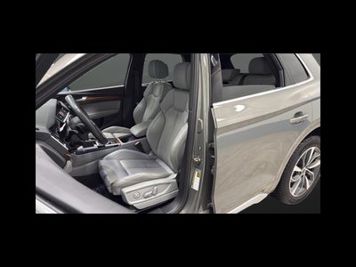 2023 Audi Q5 45 S line Premium quattro