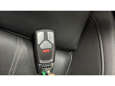 2023 Audi Q5 45 S line Prestige quattro