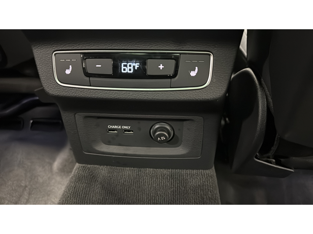 2023 Audi Q5 45 S line Prestige quattro