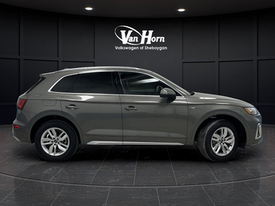 2023 Audi Q5 45 S line Premium quattro