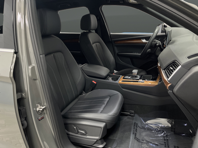 2023 Audi Q5 45 S line Premium quattro