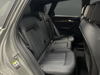 2023 Audi Q5 45 S line Premium quattro