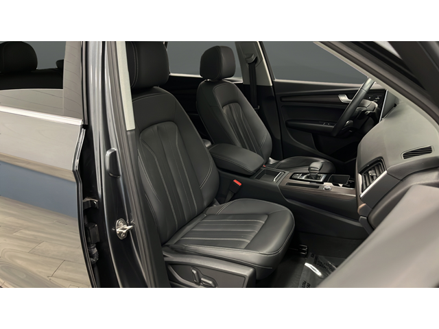 2022 Audi Q5 45 S line Premium quattro