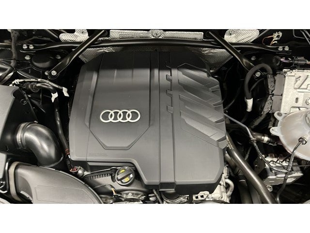2023 Audi Q5 45 S line Premium quattro