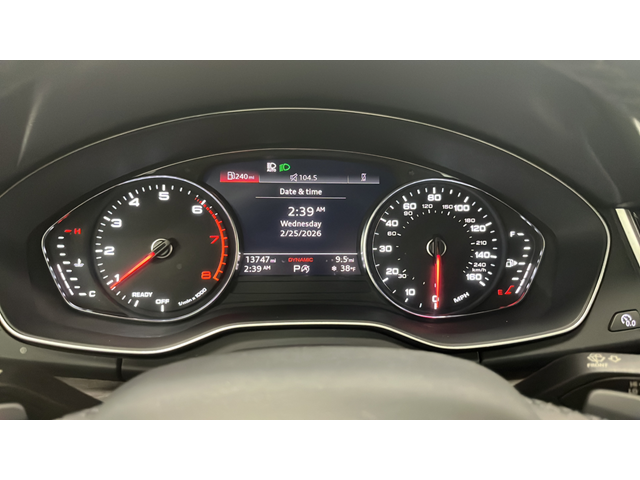 2024 Audi Q5 45 S line Premium quattro