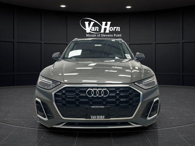 2024 Audi Q5 45 S line Premium quattro