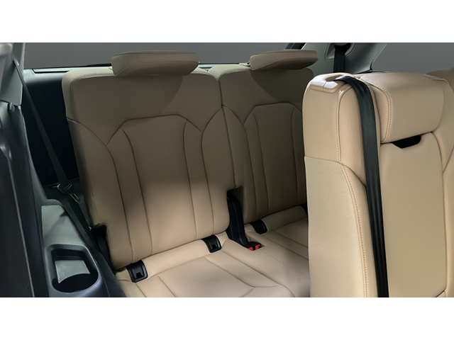 2023 Audi Q7 45 Premium Plus quattro