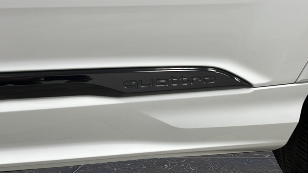 2023 Audi Q7 45 Premium Plus quattro