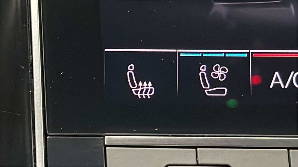 2023 Audi Q7 45 Premium Plus quattro