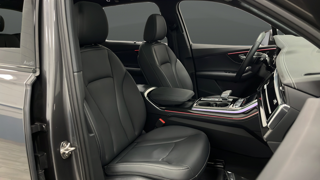 2025 Audi Q7 55 Premium Plus quattro