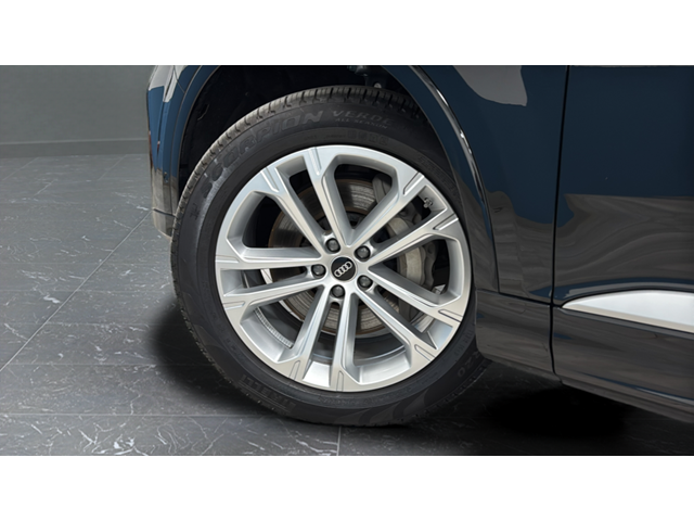 2025 Audi Q7 55 Premium Plus quattro