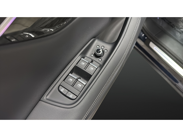 2025 Audi Q7 55 Premium Plus quattro