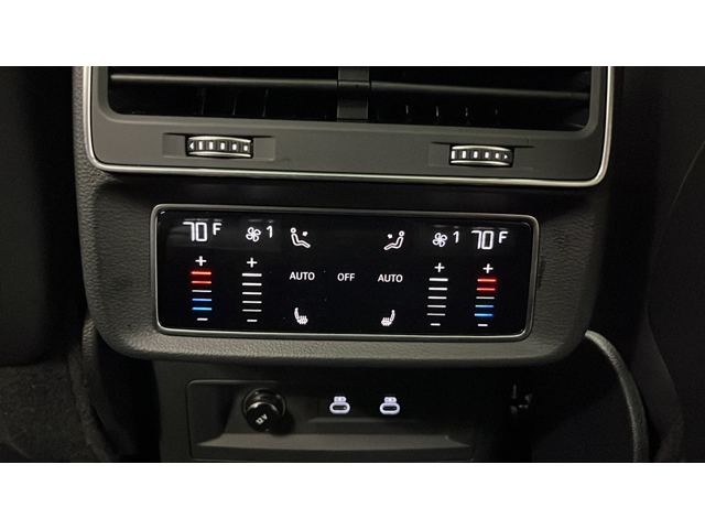 2025 Audi Q7 55 Premium Plus quattro
