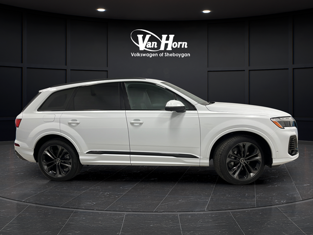 2025 Audi Q7 55 Premium Plus quattro