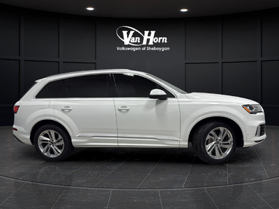 2022 Audi Q7 55 Premium Plus quattro