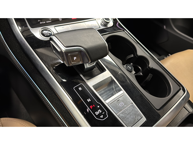 2021 Audi Q7 55 Prestige quattro