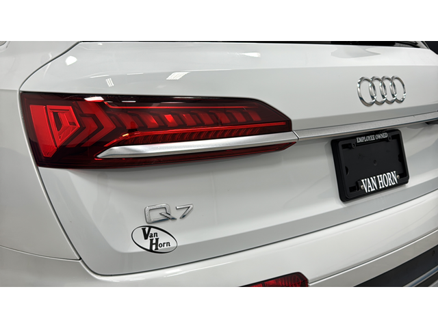 2021 Audi Q7 55 Prestige quattro