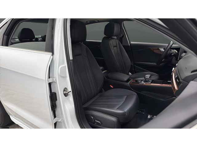 2023 Audi A4 40 Premium quattro