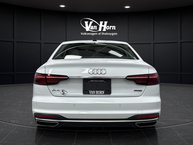 2023 Audi A4 40 Premium quattro