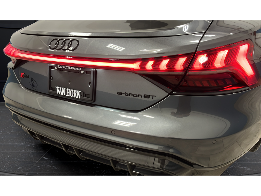 2023 Audi RS e-tron GT Base quattro