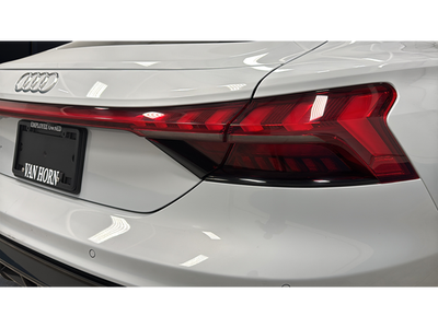 2024 Audi e-tron GT Prestige quattro