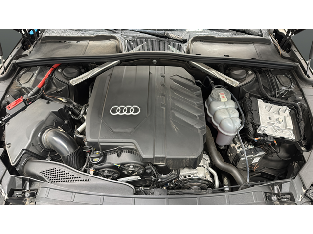 2023 Audi A4 45 S line Premium Plus quattro