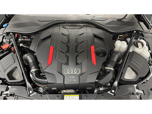 2024 Audi S8 4.0T quattro