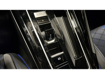 2025 Volkswagen Golf R 2.0T